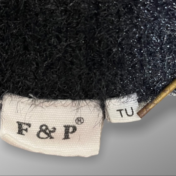 F&P fuzzy baseball cardigan - Picture 7 of 8
